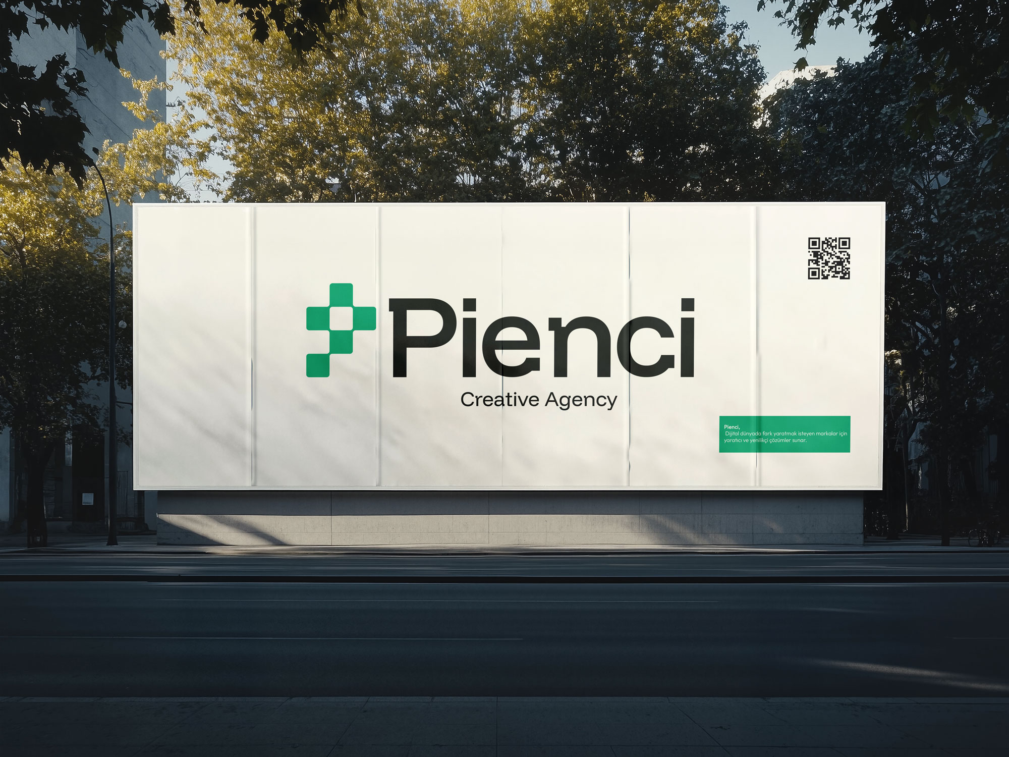 Free_Billboard_Mockup